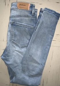 Womens Teens Blue Jeans regular waist skinny Casual uk size 4 Great Condition - Picture 1 of 6