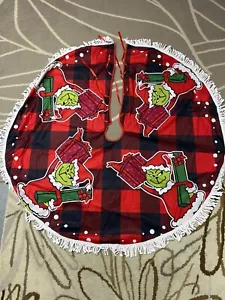 48” Grinch Tree Skirt Lot, Three Pieces - Picture 1 of 3