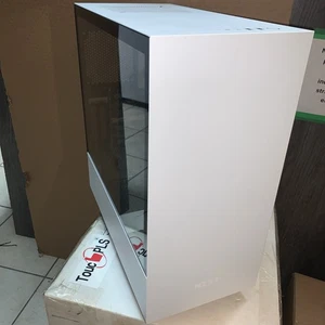 NZXT case - Foto 1 di 5