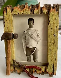 Photo/Picture Frame Americana Scrapbook Hammer and Pliers 4x6 SS Sarna NEW - Picture 1 of 5