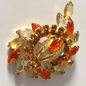 Vintage Rhinestone Brooch Juliana Style Marquis Domed Yellow Orange Glass Rare - Picture 1 of 13