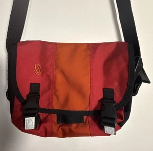 Bolso Bandolera Timbuk2 Pequeño Naranja Rojo Bloque de Color Trabajo Escuela Gimnasio Viaje Usado en Excelente Condición - Imagen 1 de 18
