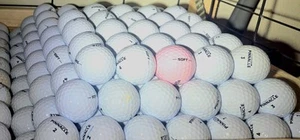 100 Titleist Bulk Mix Golf Balls AAA Good Condition, Free Shipping, Bulk - Picture 1 of 4