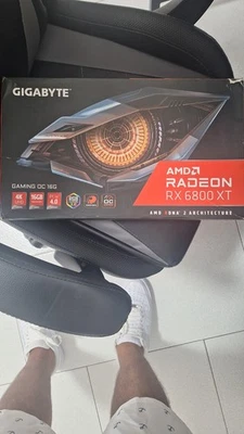 AMD RADEON GIGABYTE RX 6800 XT GAMING OC RGB 16GB GV-R68XTGAMING OC-16GD GPU - Immagine 1 di 4