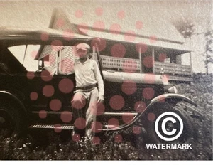 Vintage 20s or 30s Snapshot Photo Man Beside Antique Car & Wooden Rural House - Picture 1 of 5