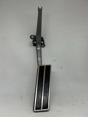 Conjunto acelerador pedal gasolina Lincoln Continental Mark III 70 71 Foto 1 de 4