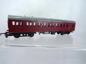 Triang TT gauge brake second suburban composite coach T81                    1L1 - Picture 1 of 4