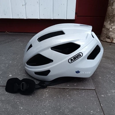 Abus Fahrrad Helm NEU weiss 51 - 55 cm mit Schirm - Bild 1 von 4