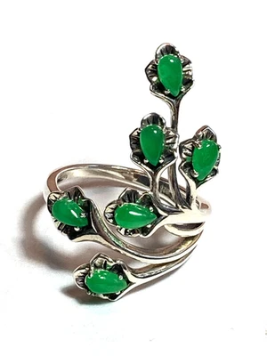Anillo de plata esterlina y jadeíta verde hoja multipiedra tamaño 7,25 - DK Foto 1 de 4