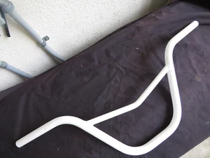 MANILLAR REDLINE BLANCO BARRA V FREESTYLE BMX MANGO VINTAGE REDLINE - Imagen 1 de 6