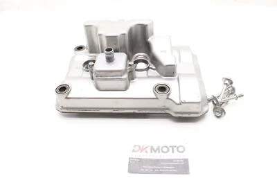 98 HONDA VFR800 INTERCEPTOR 800 ENGINE TOP END CYLINDER HEAD COVER REAR R7.BX8 Foto 1 de 4