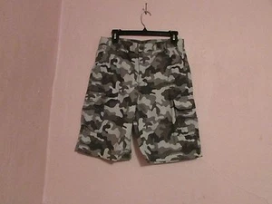 NEW~ BOYS LAND'S END CAMO, CARGO SHORTS. LARGER SIZES, SHARP SHORTS...$29.00 - Picture 1 of 4