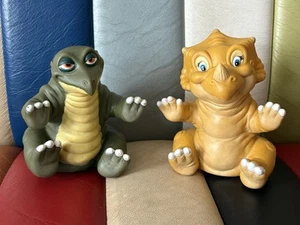 The Land Before Time 1988 Pizza Hut Puppet Toys X2 Vintage 1980s Toys Retro - Picture 1 of 6