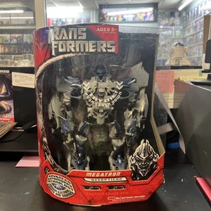 Transformers Megatron Movie 2007 Leader Class Figure Tecnologia Avanzata Nuovo - Foto 1 di 7