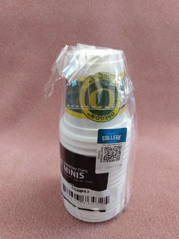 18 Pack Oregon Ducks NCAA 3 oz Mini Disposable Plastic Cups Jello Shots Glass Cover