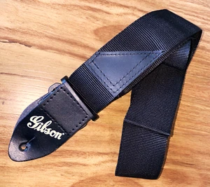 Gibson Guitar Strap Black Strap With White Gibson Logo Near New! FREE SHIPPING! - Picture 1 of 5