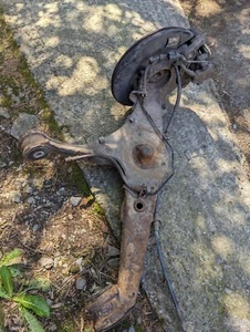 VW T5 T32 Rear Trailing Arms/Hub - Picture 1 of 5