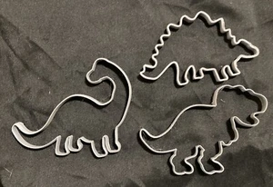 Dinosaur Cookie Cutter Stampers Cake Biscuit Chocolate Cake Baking Mold Set of 3 - Picture 1 of 5