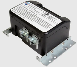 WFCO EM-20 OEM 18A 120VAC 60Hz ENERGY MANAGEMENT SWITCH w/HARNESS *S43 - Picture 1 of 6