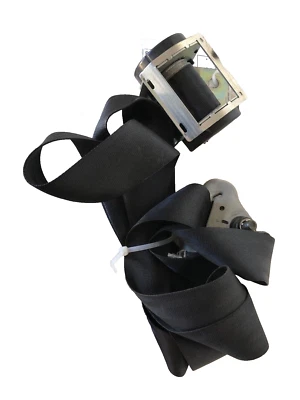 Оригинальный натяжитель переднего ремня безопасности для правой пассажирской стороны MAZDA 3 MAZDA3 2004-2005 годов выпуска под правую руку - Изображение 1 из 4