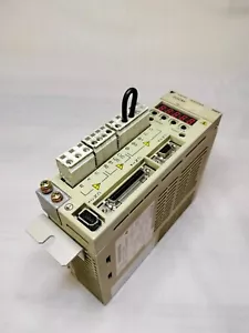 Yaskawa SGDM-02AD-R SGDM02ADR Servopack Servo Drive 200-230V 50/60Hz - Picture 1 of 7