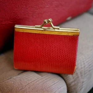 Mini Red Lipstick Credit Card Purse – Compact Organizer for Cards & Essentials - Imagen 1 de 3