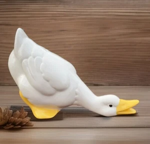 Vtg 80's Ceramic White Country Duck Goose Figurine Statue Cottage Granny Core - Picture 1 of 11
