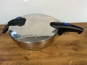Fissler Vitaquick® 4 Liter Edelstahl Schnellkochtopf Pfanne - Bild 1 von 4