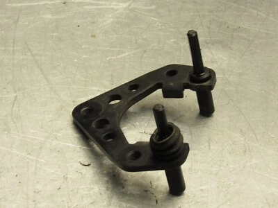 Soporte de freno pinza trasera Kawasaki Concours 1000 ZGT00A 2000 43044-1036 Foto 1 de 4