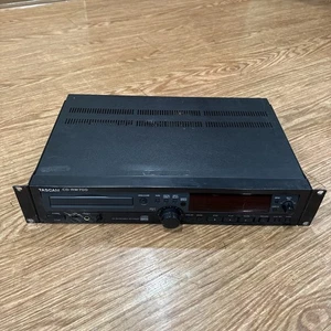 (AS-IS) Tascam CD-RW700 Black Professional CD Rewritable Recorder READ-DES - Picture 1 of 6