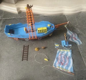 SpongeBob Squarepants Pirate Ship Playset - Picture 1 of 12