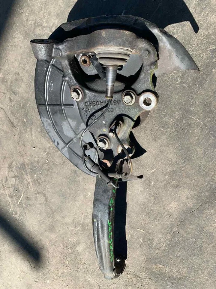 Chrysler 300 2012-2023 conductor husillo delantero izquierdo nudillo OEM Foto 1 de 4