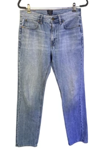 J. Crew The Sutton Straight Fit Vintage Denim Jeans Mens 30 x 32 Light Wash - Picture 1 of 9