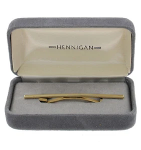 Hennigan Sleek Thin Straight Bar Gold Tone Collar Clip Boxed 2 3/8" USA Made - Picture 1 of 3