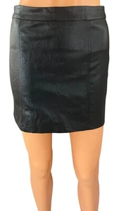 Art Class ® CRINKLE Black Metallic Faux Leather Mini Skirt. Girls Size 10/12 - Picture 1 of 4