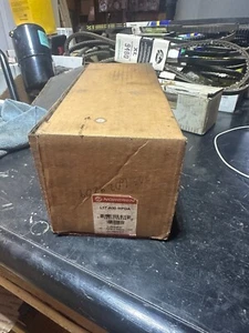 Norgren, Lubricator, L17-A00-MPDA micro-fog lubricator, 1-1/4 NPT ports, metal b - Picture 1 of 1