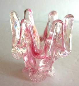 Chalet Bomboniere Whimsy Art Glass Pink Iridescent 6 Finger 3.25" Tall - Picture 1 of 6
