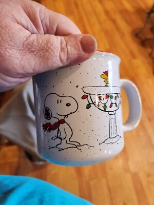 Official Peanuts Snoopy Woodstock Holiday Bird Bath XL 20 Oz Mug Cup NEW - Image 1 of 3