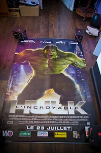 INCREDIBLE HULK A French Bus Stop Rolled DS Vintage Movie Poster Original 2008 - Picture 1 of 7
