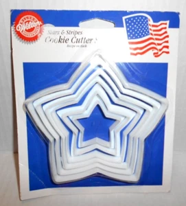 VTG 1998 Wilton 6 Cookie Cutter Set Nesting Graduated STARS NEW 1.75 to 4.75 - Picture 1 of 2
