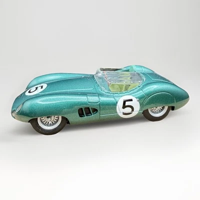 Quartzo Aston Martin DBR1 #5 Green 1:43 1959 Le Mans Winner Hand Built Model - Image 1 of 4