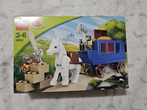 LEGO Duplo Castle 4862 Ambush NEW! RARE! Knight Horse Carriage Gold Treasure - Picture 1 of 2