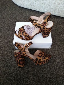 primark leopard print sandals