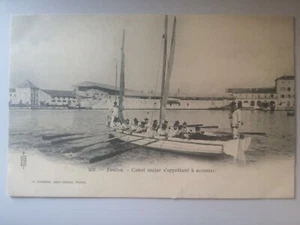 CPA 83 TOULON - Canot major s'apprêtant à accoster - Imagen 1 de 2