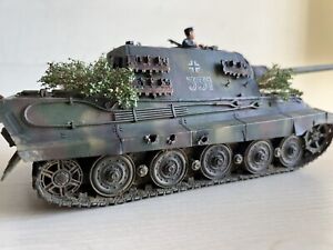 Tamiya German Tank/Carro JagdTiger 1/35 built/painted/finshed montato/dipinto