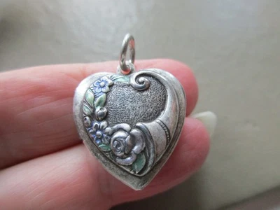 DE COLECCIÓN ANTIGUO RETRO TONO PLATA CORNUCOPIA AMOR CORAZÓN FOTO MEDALLÓN COLGANTE ENCANTO Foto 1 de 4