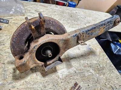 Conjunto de brazo de arrastre suspensión trasera derecha Corvette 75-82 C3 pasajeros USADO Foto 1 de 4