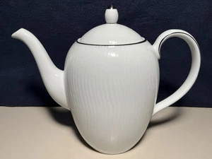 Vintage Noritake "Pacific Hill" Platinum Trim 4244 Wave Porcelain Teapot - Picture 1 of 9