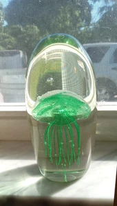 Vintage Qualle grün schwer Kunst Glas Briefbeschwerer 5" Höhe 2,7 Pfund - Bild 1 von 10