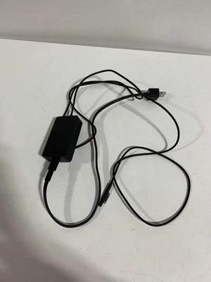 Microsoft Surface 44W Power Supply for Surface - Image 1 of 2